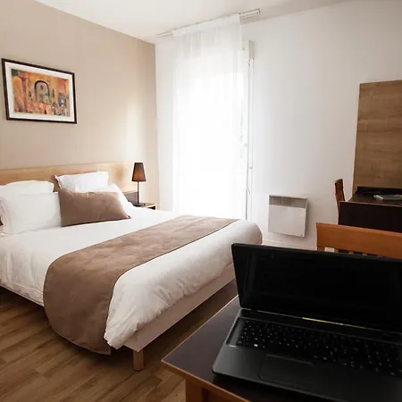Aparthotel Privilodges Lumiere 3*
