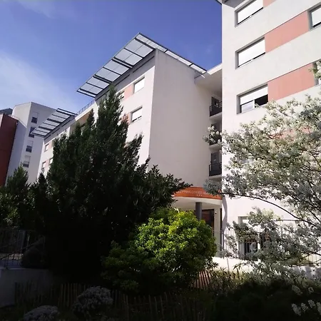 Privilodges Lumiere Aparthotel 3*
