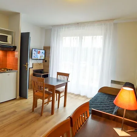 Privilodges Lumiere Aparthotel 3*