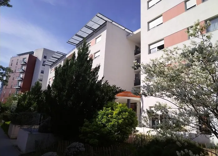 Privilodges Lumiere شقة فندقية 3*