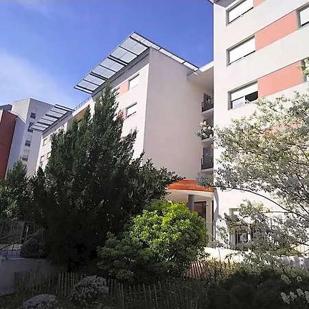Aparthotel Privilodges Lumiere 3*