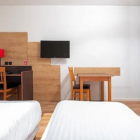 Privilodges Lumiere Aparthotel 3*