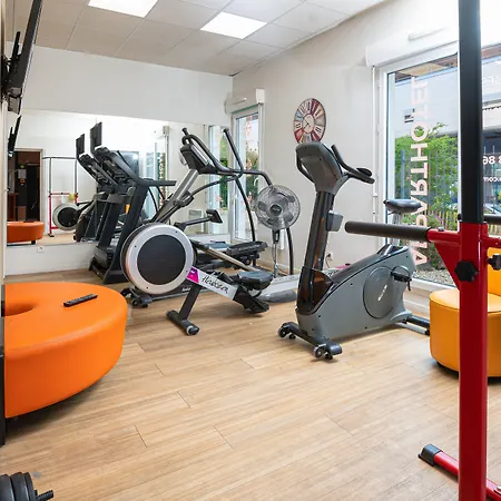 Privilodges Lumiere מלון דירות ליון