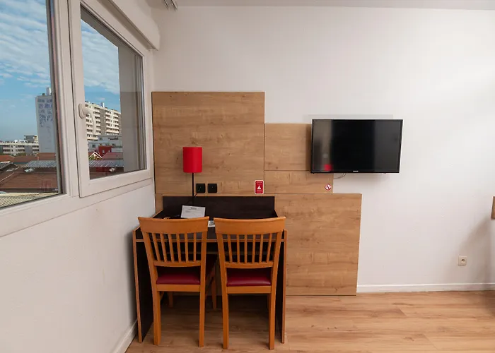 Privilodges Lumiere Aparthotel Lyon